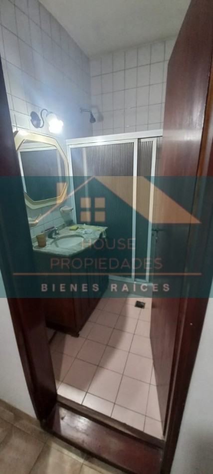 casa mas local en venta.