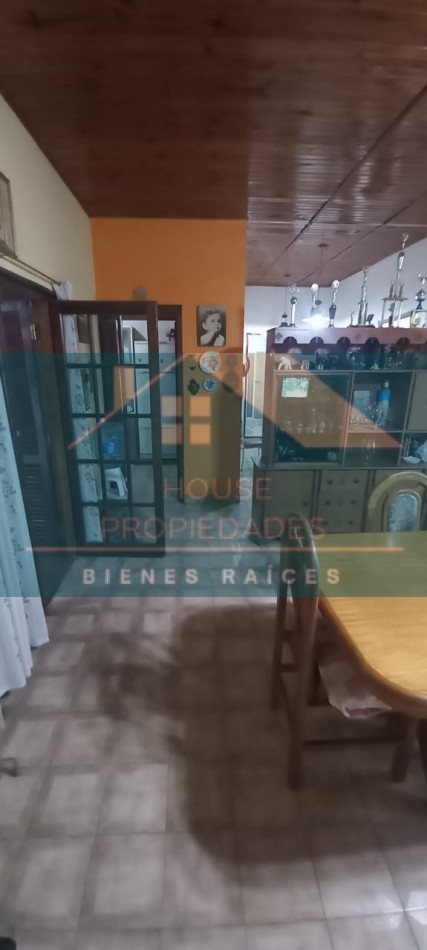 casa mas local en venta.